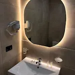 Diamond Boutique - Centre Hotel 3*