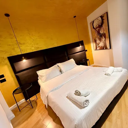 Diamond Boutique - Centre 3* Saranda