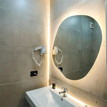 Diamond Boutique Hotel - City Centre 3* Σαράντα