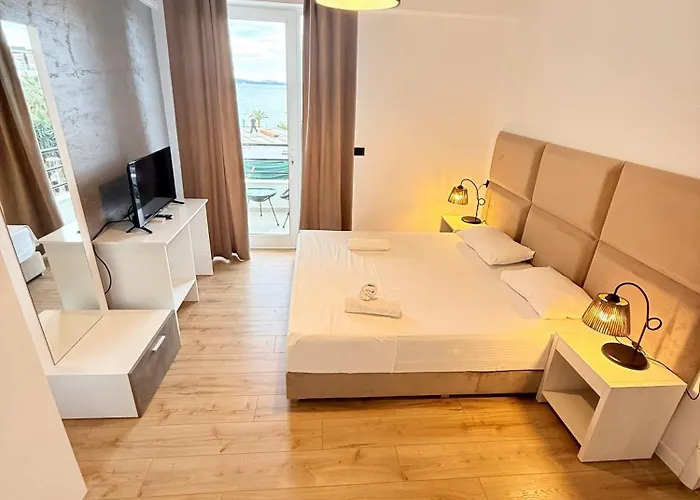 Diamond Boutique - Centre Hotel Sarandë