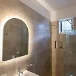 מלון Diamond Boutique - Centre סרנדה
