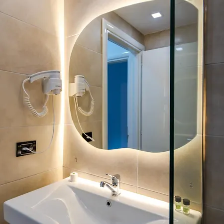 Diamond Boutique Hotel - City Centre Отель 3*